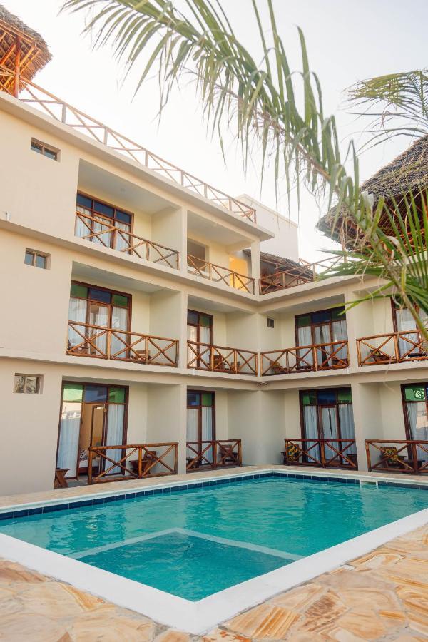Ocean Breeze Hotel Nungwi Zewnętrze zdjęcie